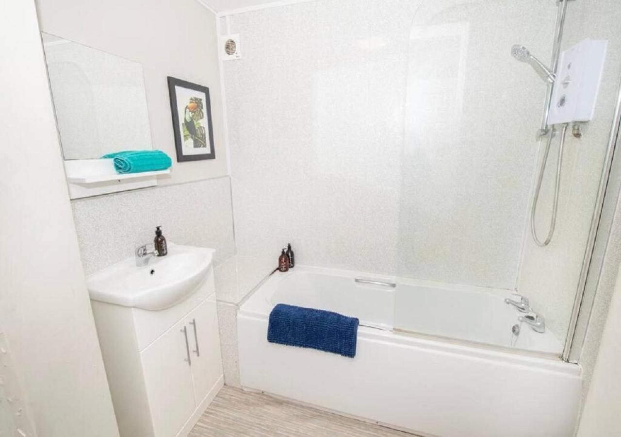 Cormorant - Beautiful 2 Bed Apartment With Sea Views Old Town Scarborough Dış mekan fotoğraf